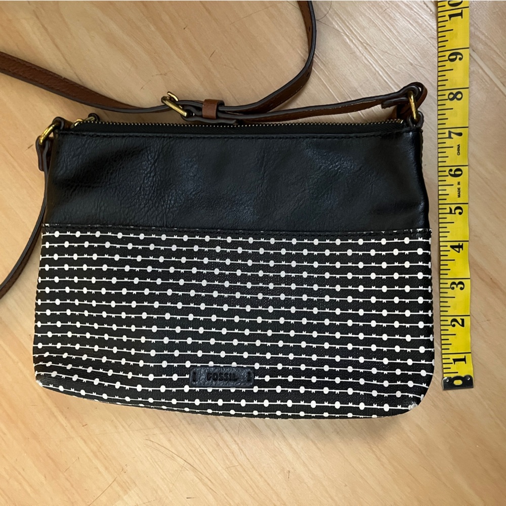 Fossil Black and White Crossbody Bag casual